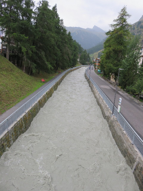 ファイル 5132-1.jpg