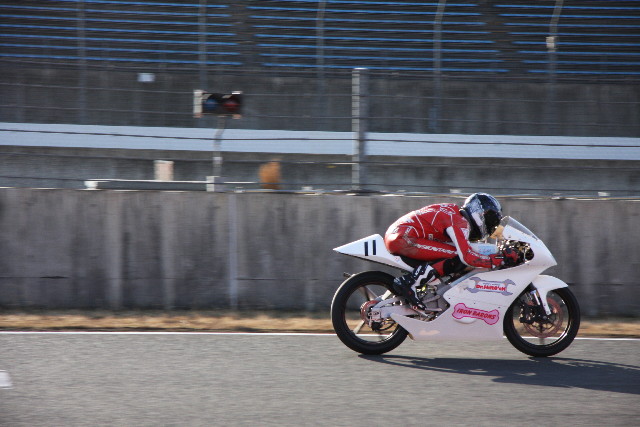 ファイル 564-1.jpg